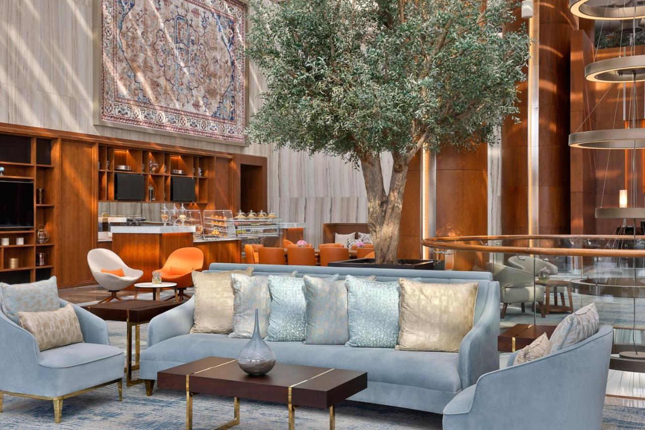 Jeddah Marriott Hotel Madinah Road Exterior foto The lobby of the hotel
