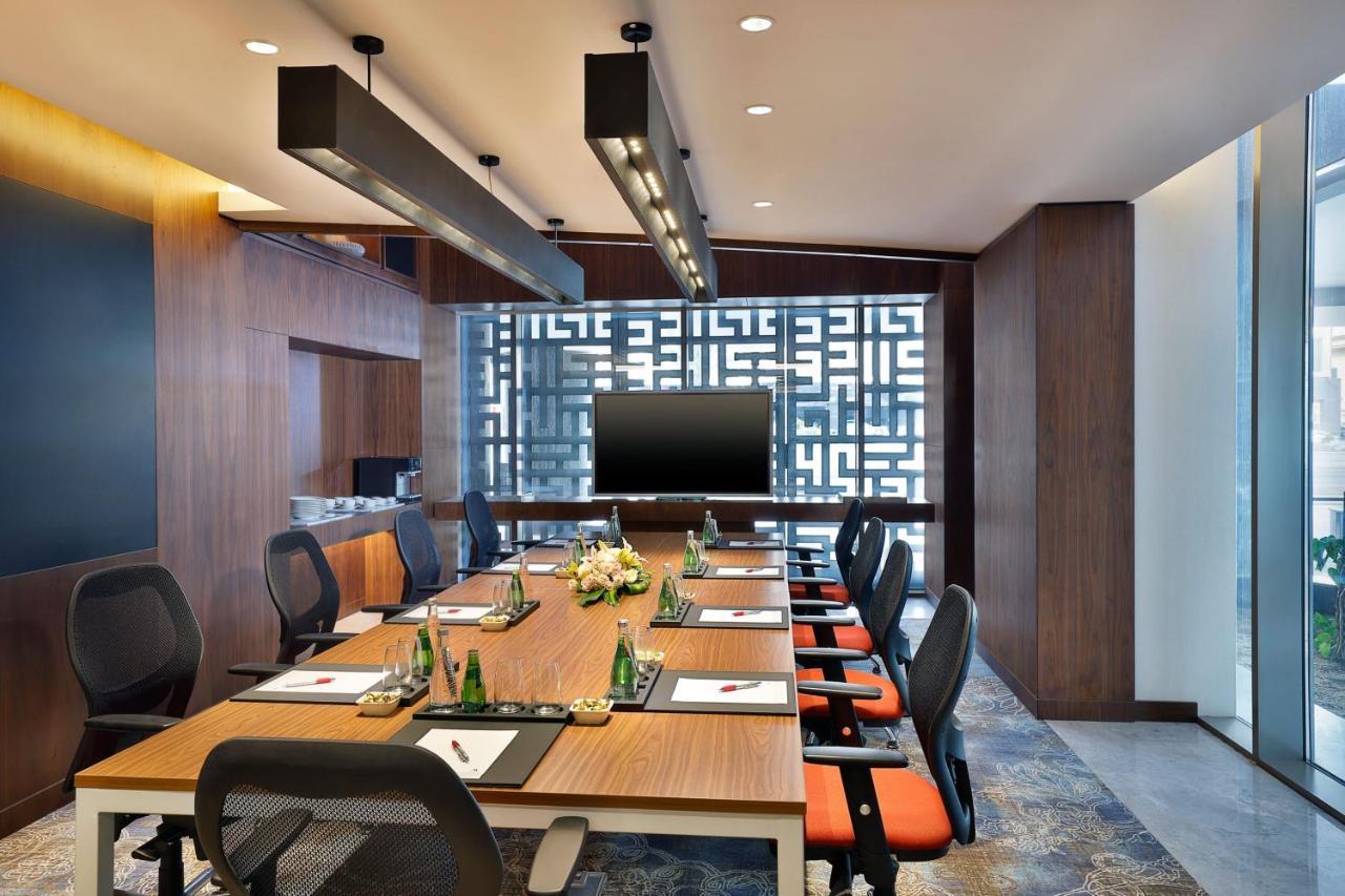 Jeddah Marriott Hotel Madinah Road Exterior foto Meeting room