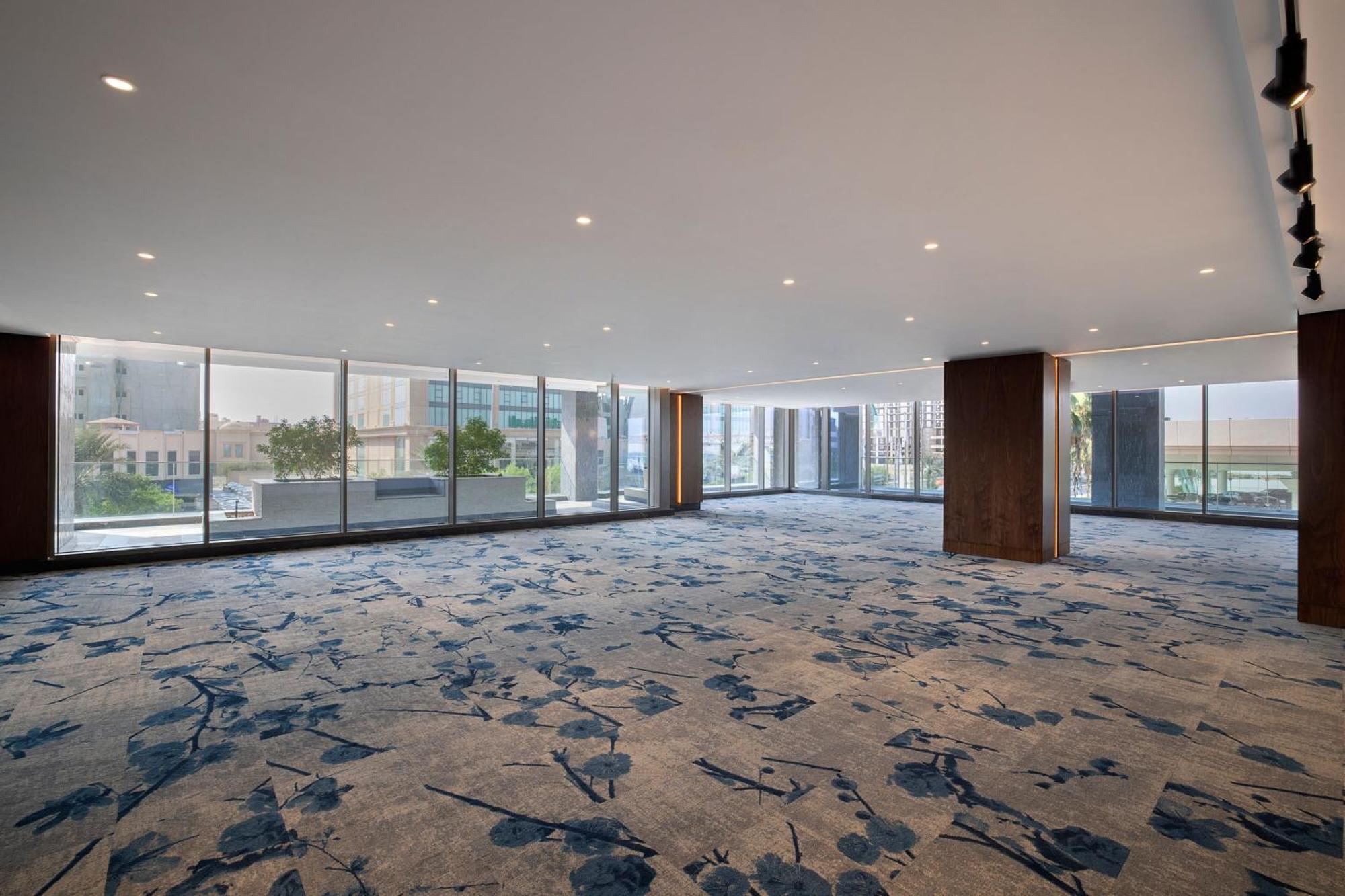 Jeddah Marriott Hotel Madinah Road Exterior foto The interior of the hotel